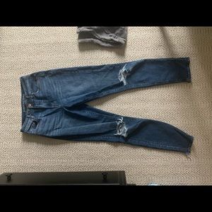 American Eagle Mom Jeans NWT Size 6